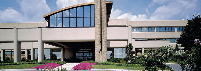 Exterior view of TriStar Hendersonville Medical Center