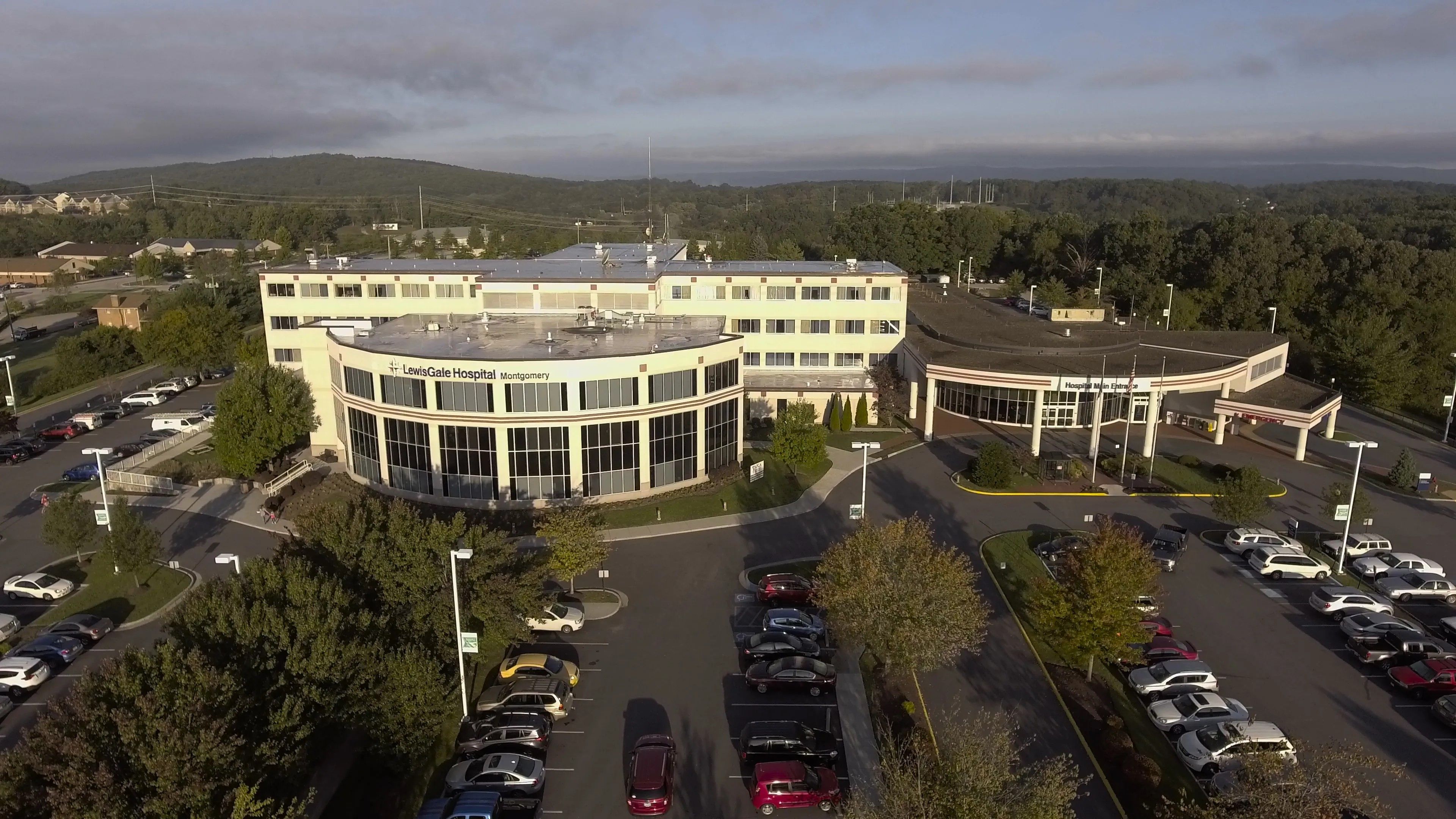 LewisGale Hospital Montgomery Front Exterior Photo