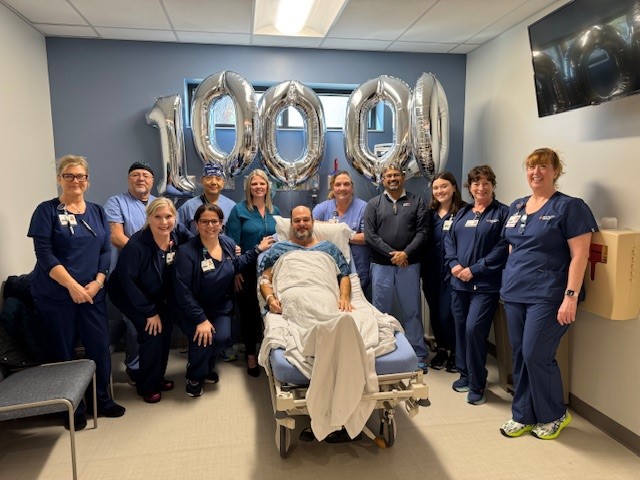 The Hospital for Endocrine Surgery staff and 10,000th patient